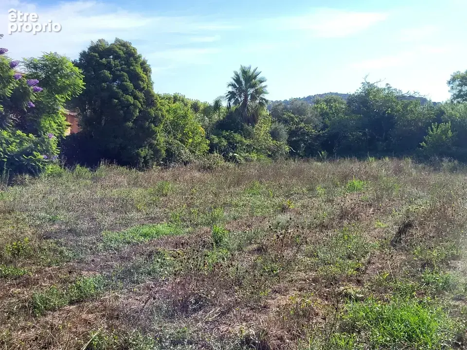 Terrain 642 m² à vendre à Hyeres (83400) - photo 2