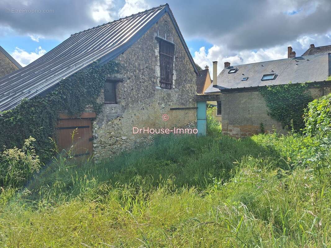 Maison 112 m² à Laigne-En-Belin  - photo 11