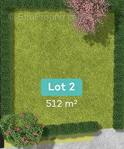 Terrain à SAINT-GERMAIN-DU-PUCH