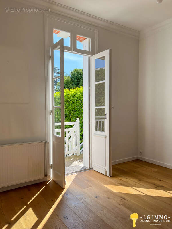 Maison à SAINT-GEORGES-DE-DIDONNE