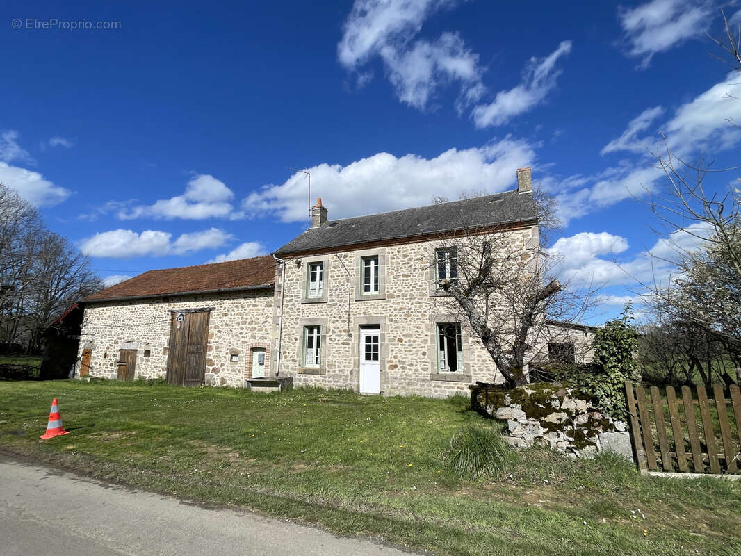 Maison à MARCILLAT-EN-COMBRAILLE