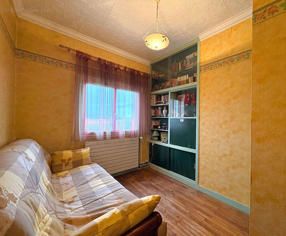 Maison à SAINT-CYR-L'ECOLE