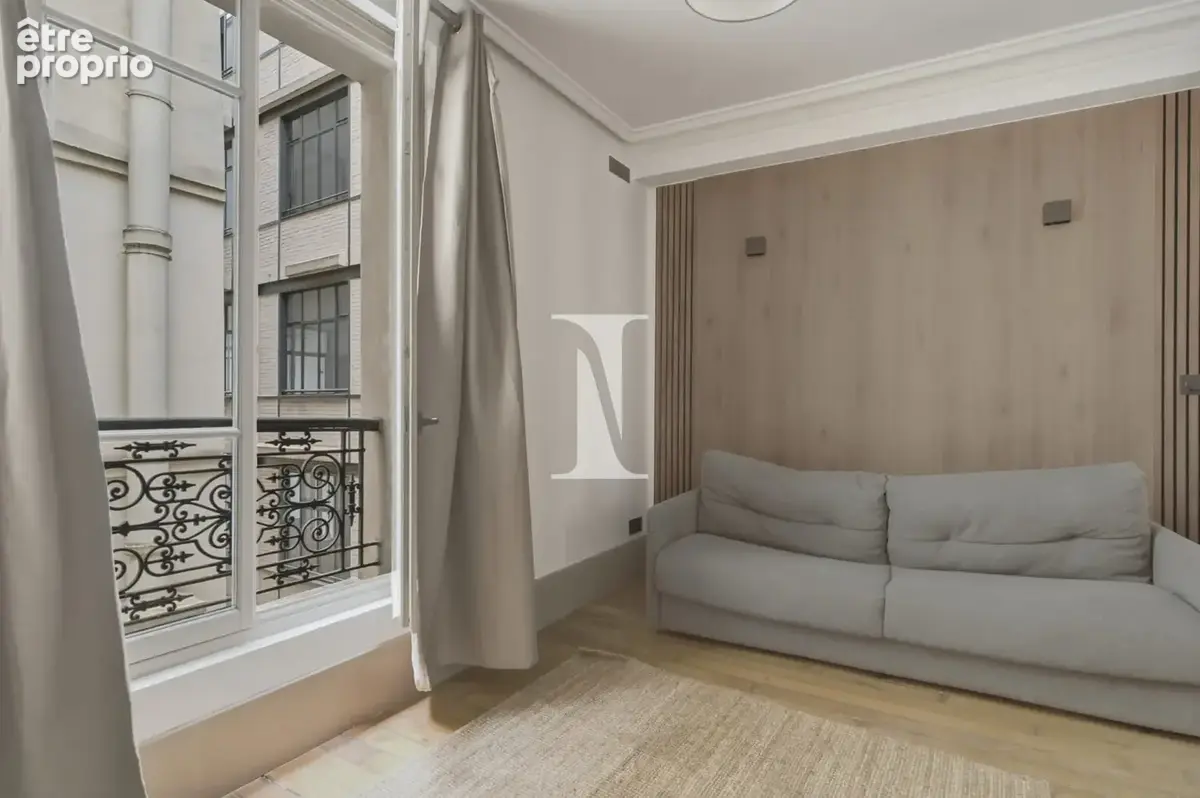 Appartement 19 m² à Paris-8e  - photo 2