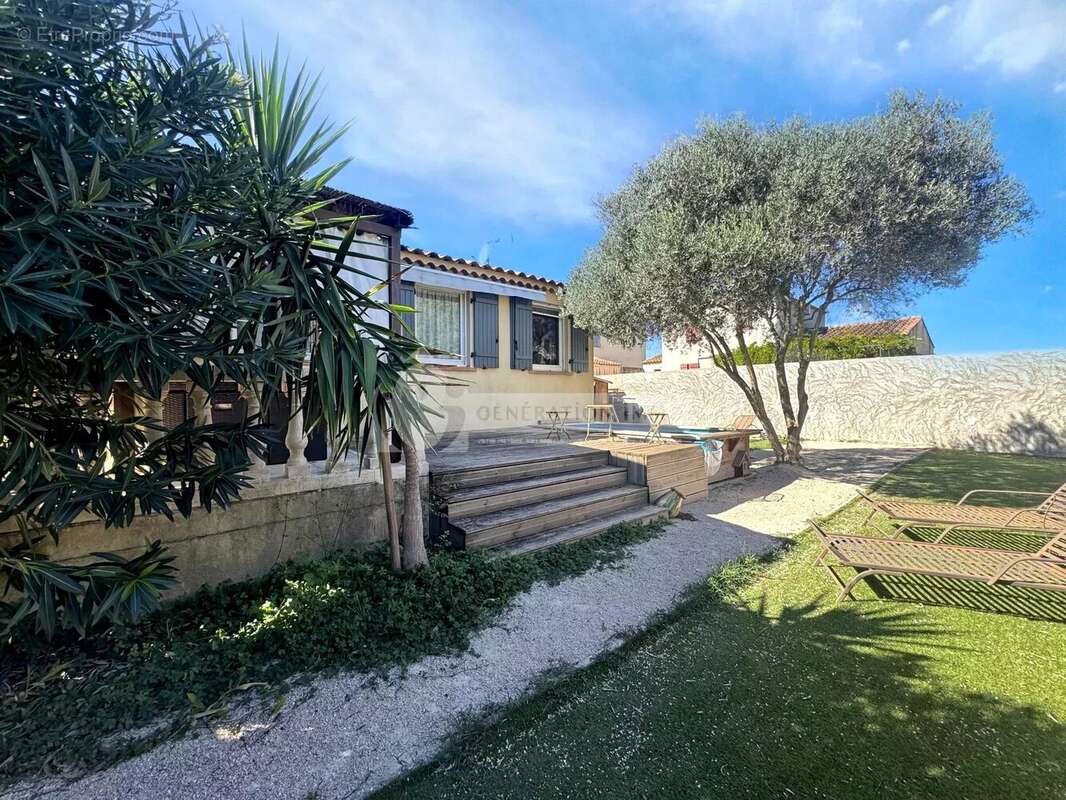 Maison à SAINT-ETIENNE-DU-GRES