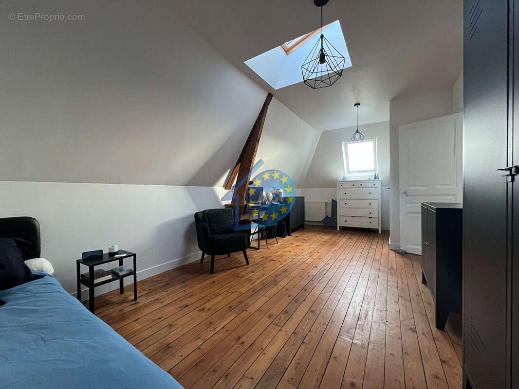 Maison à MANTES-LA-JOLIE