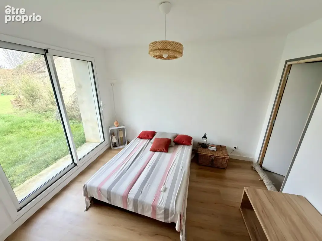 Argentières  Maison de caractère du XVIIIᵉ siècle avec piscine sur terrain arboré de 1 450 m2 - photo 13