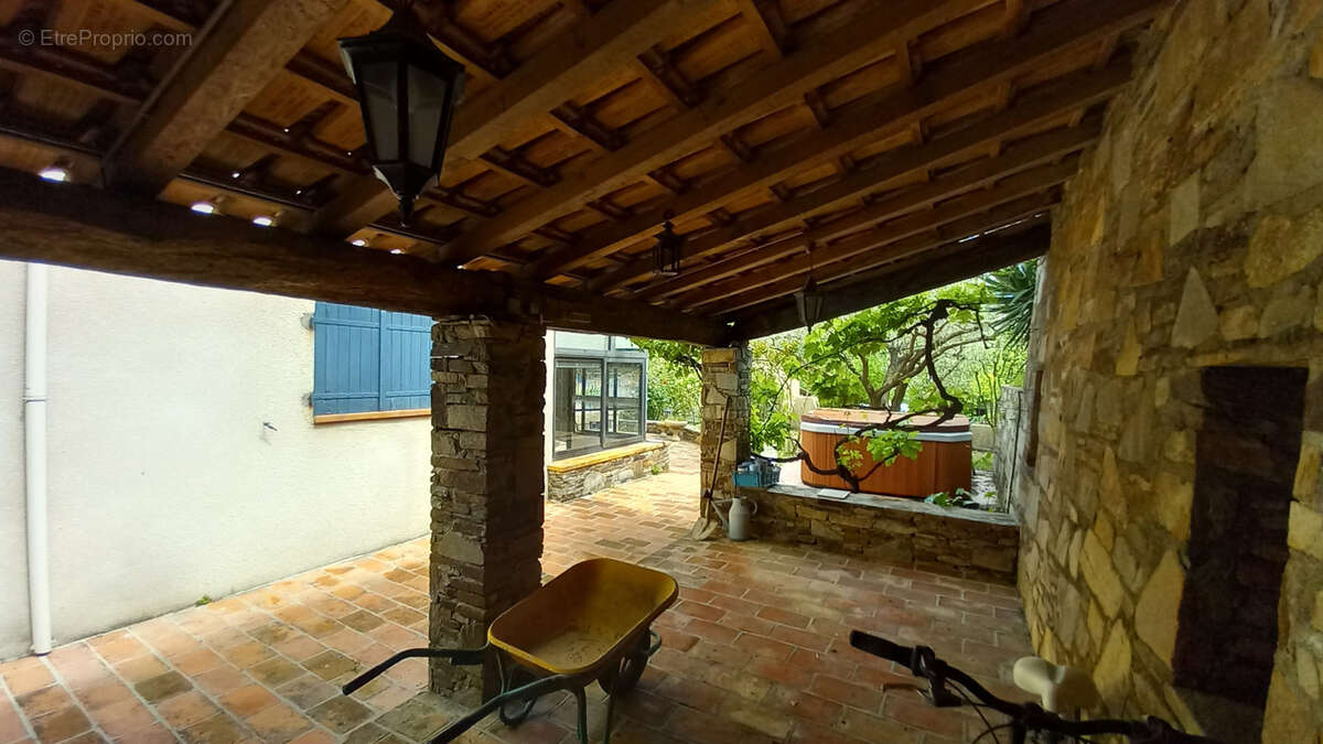 Maison à LE POUJOL-SUR-ORB