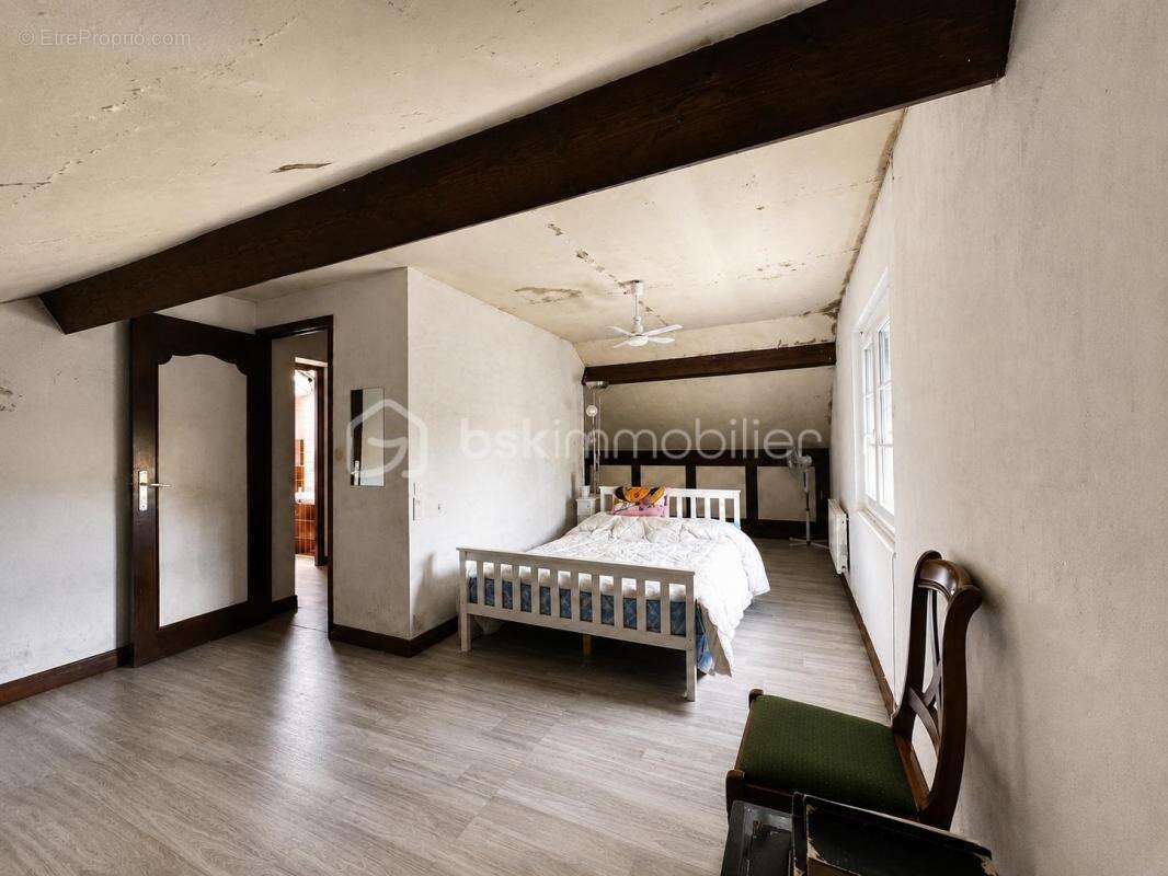 À seulement quelques minutes de Nangis – Pavillon familial de 105 m² avec sous-sol total sur 660 m² de terrain - photo 7