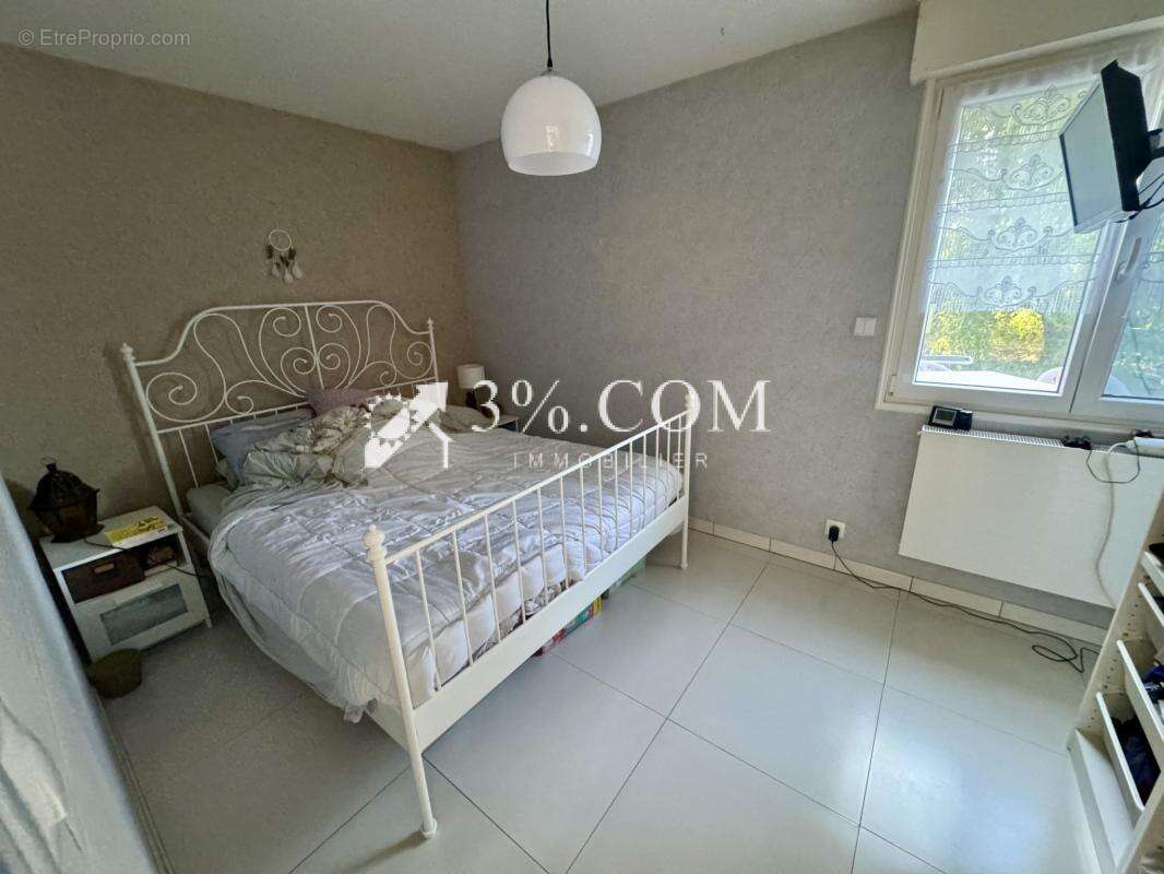 Plain-pied Annay 87 m2 -- Rare et très bien entretenu - photo 5