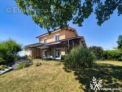Maison à JASSANS-RIOTTIER