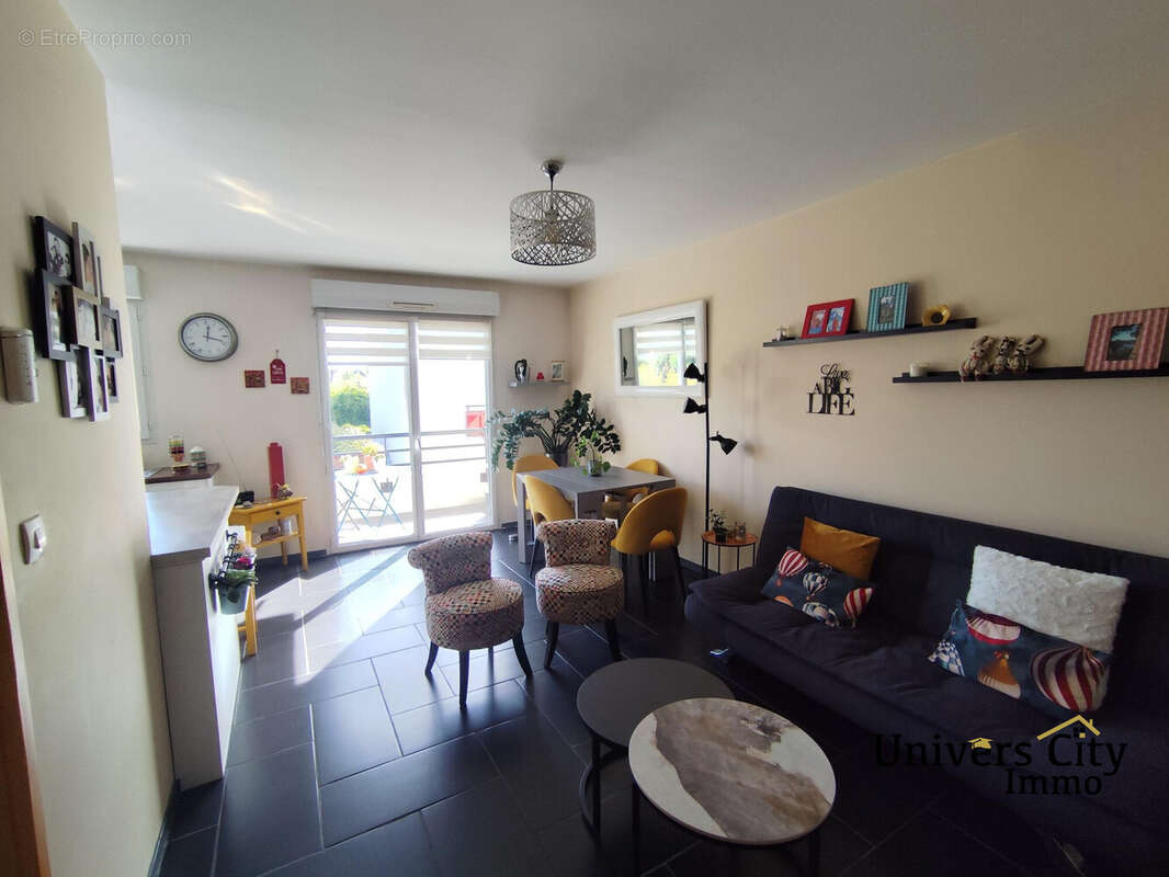 Appartement à INDRE