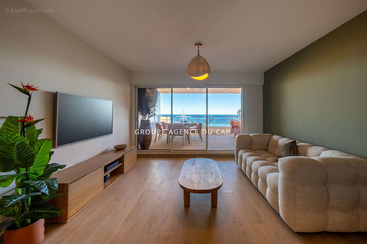 Appartement à SAINT-RAPHAEL