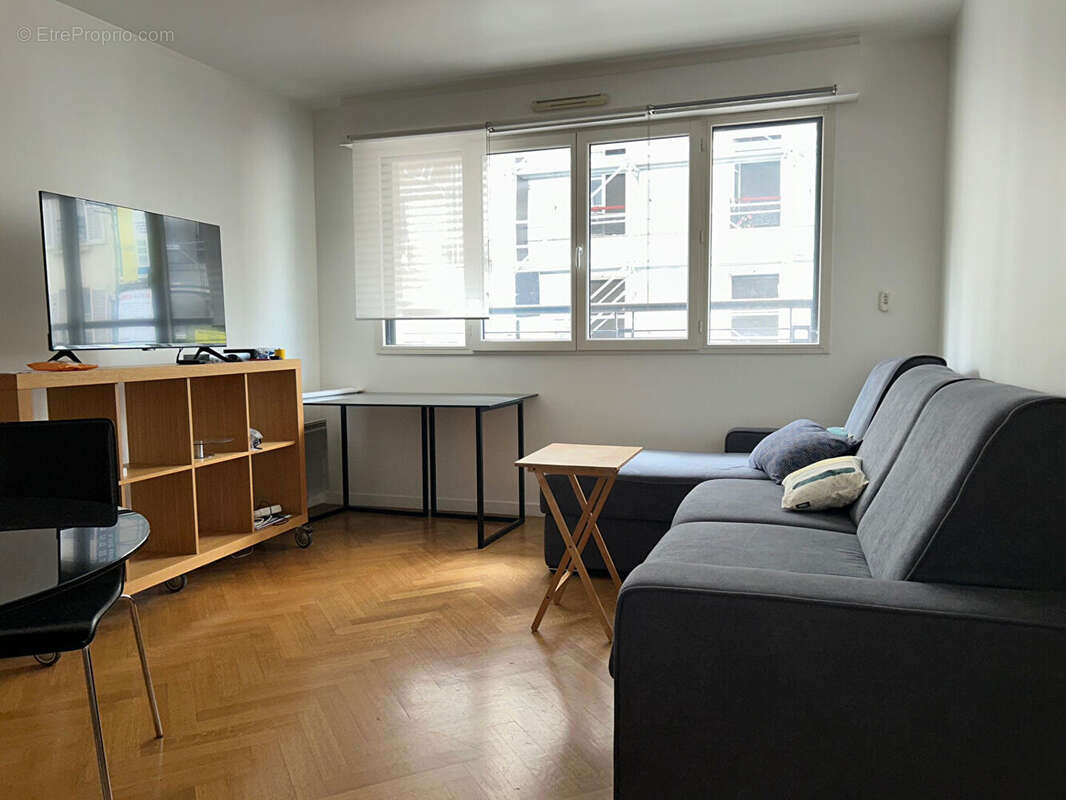 Appartement à PARIS-14E