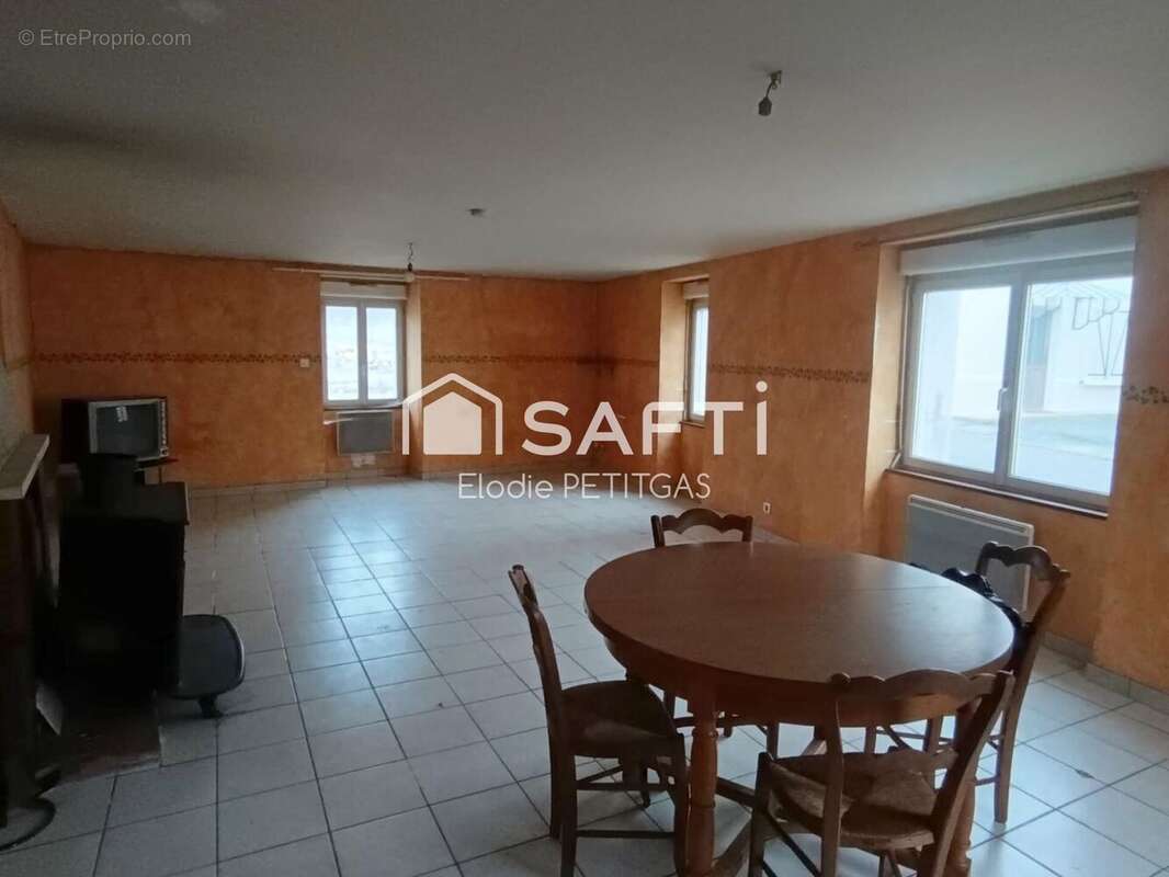 Photo 7 - Maison à MERVENT