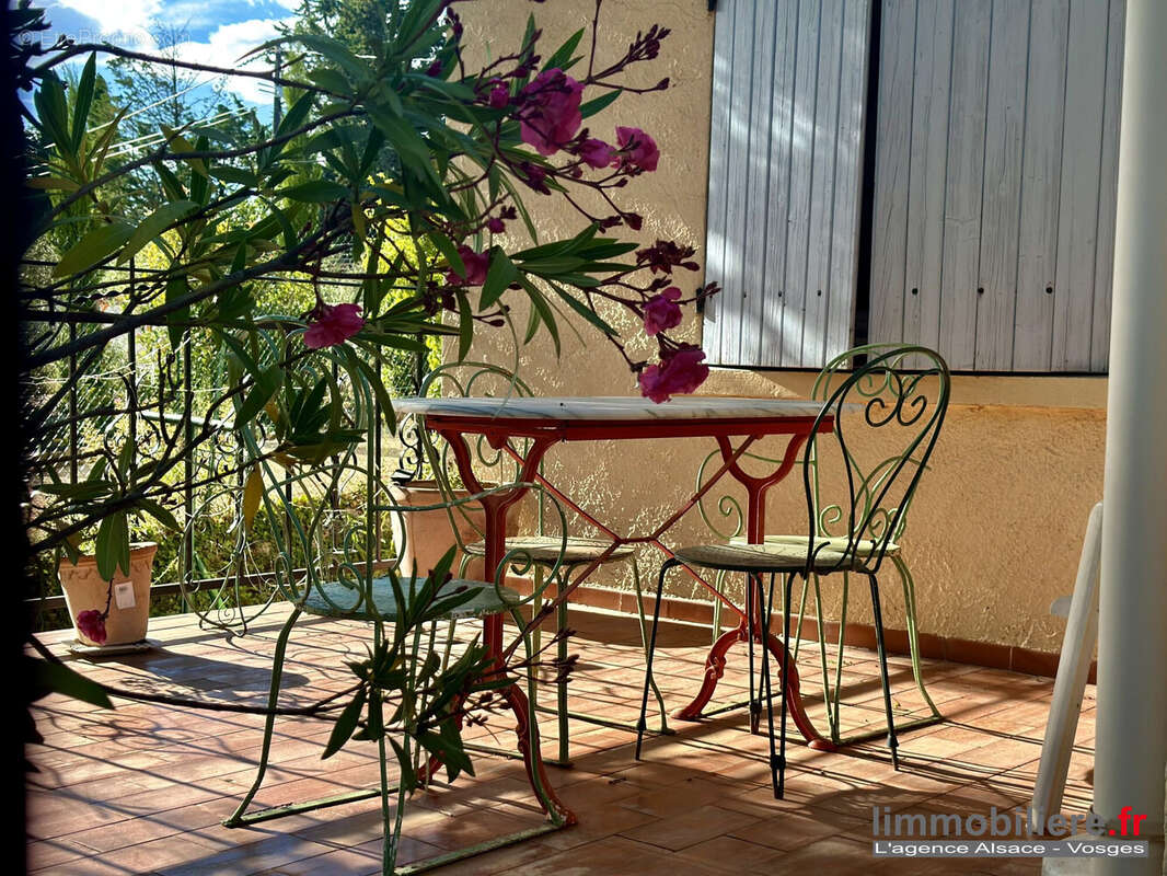 Maison à SAINT-LAURENT-LA-VERNEDE