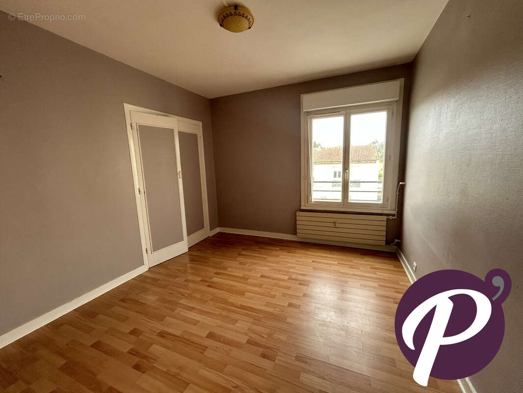 Appartement 75 m² à Bergerac  - photo 3