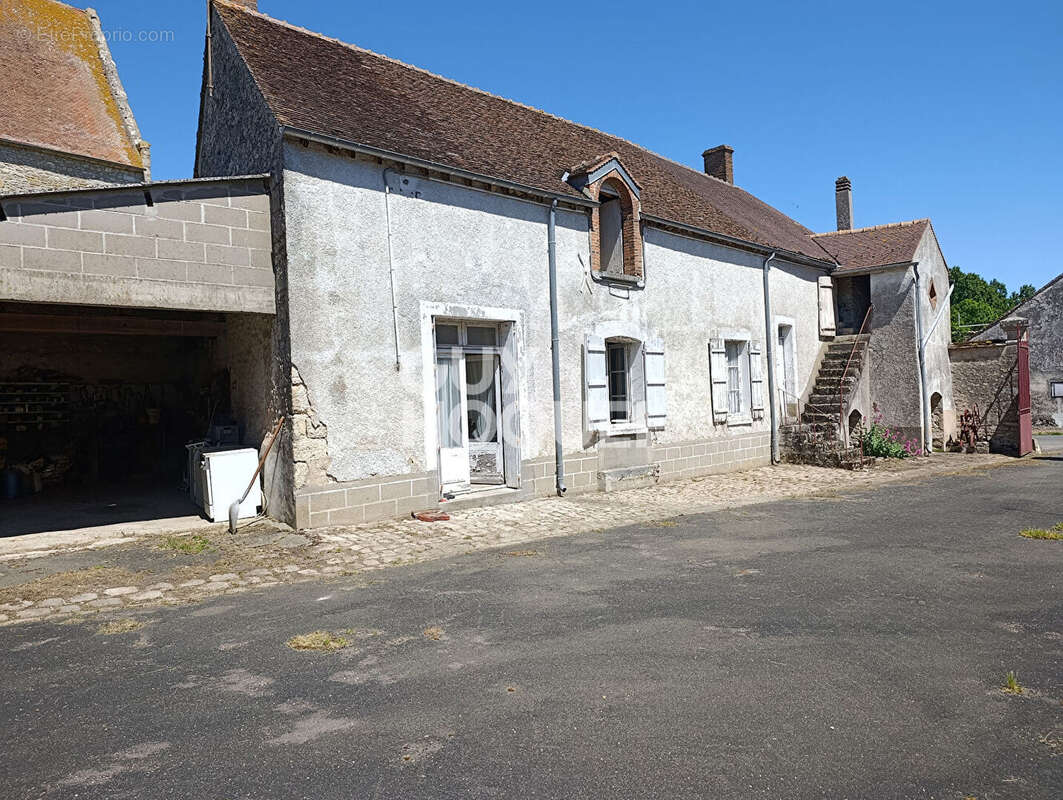Maison à MALESHERBES