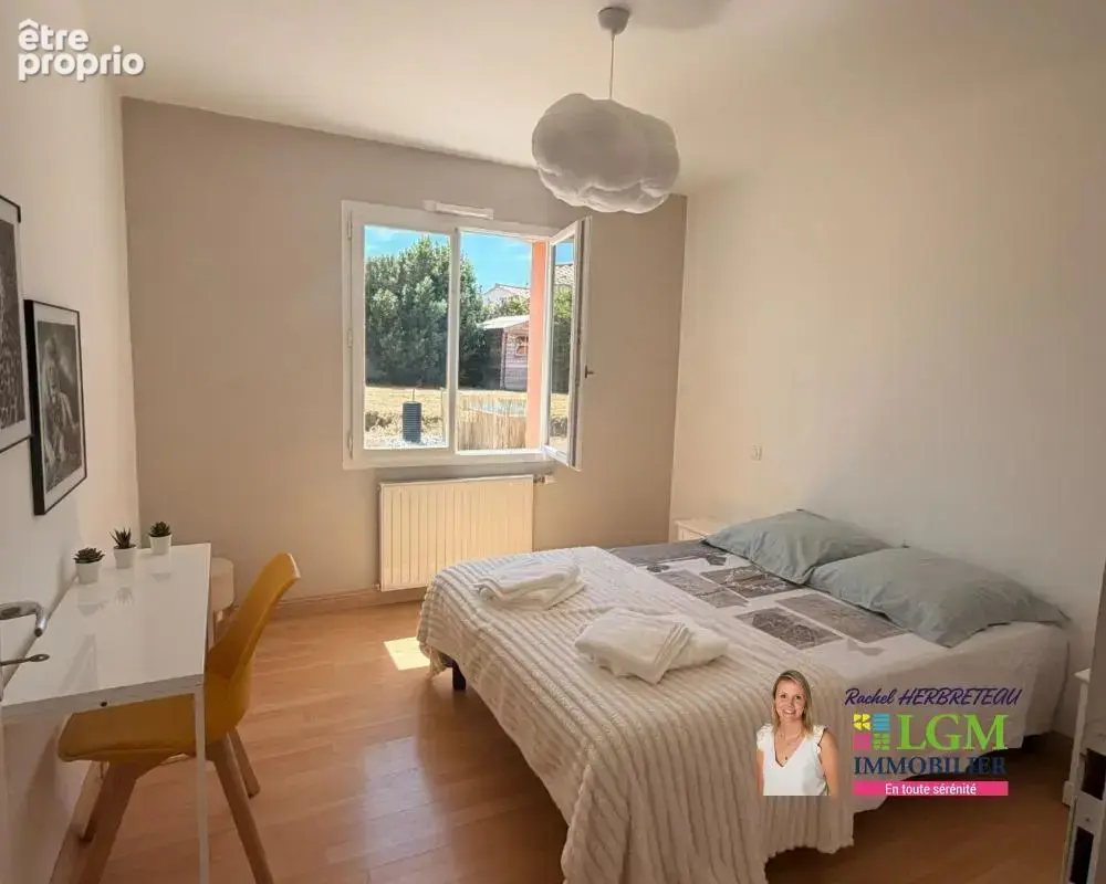Maison À Vendre de 88 m² – 2 chambres – Terrain 881 m² – Piscine – Grand garage - photo 6