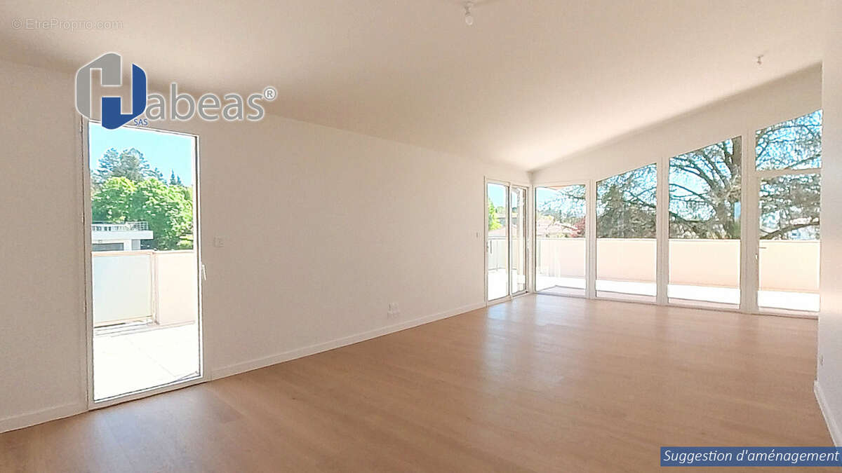 Appartement à SAINTE-FOY-LES-LYON