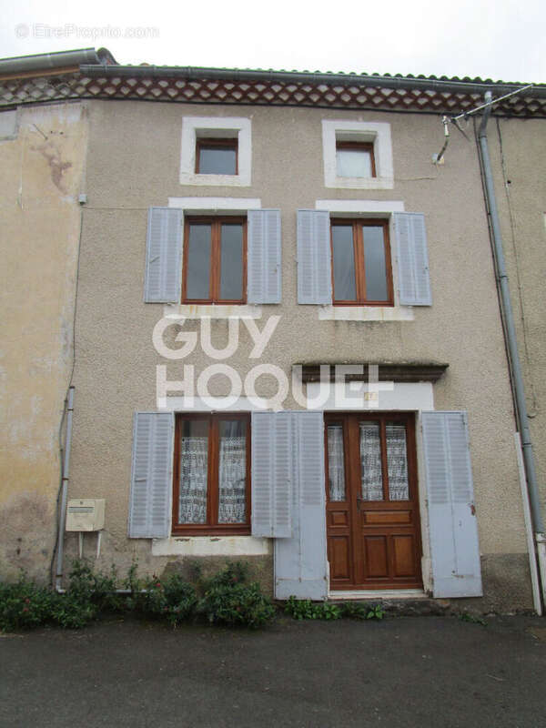 Maison à SIAUGUES-SAINTE-MARIE