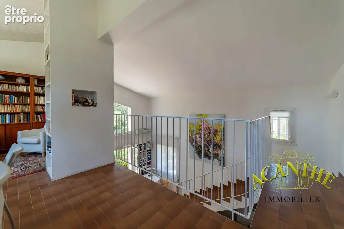Maison 203 m² à Castelnau-Le-Lez  - photo 8