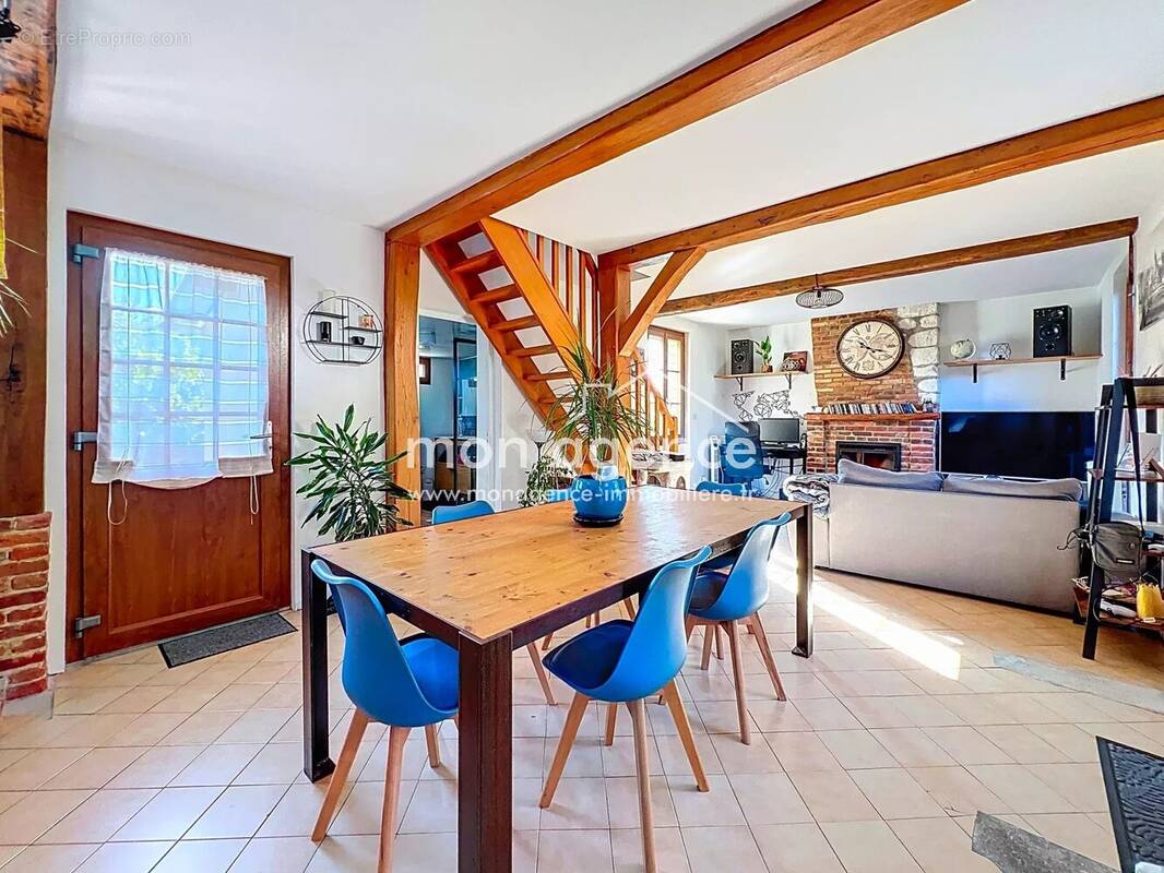 Maison à SAINT-MARTIN-OSMONVILLE