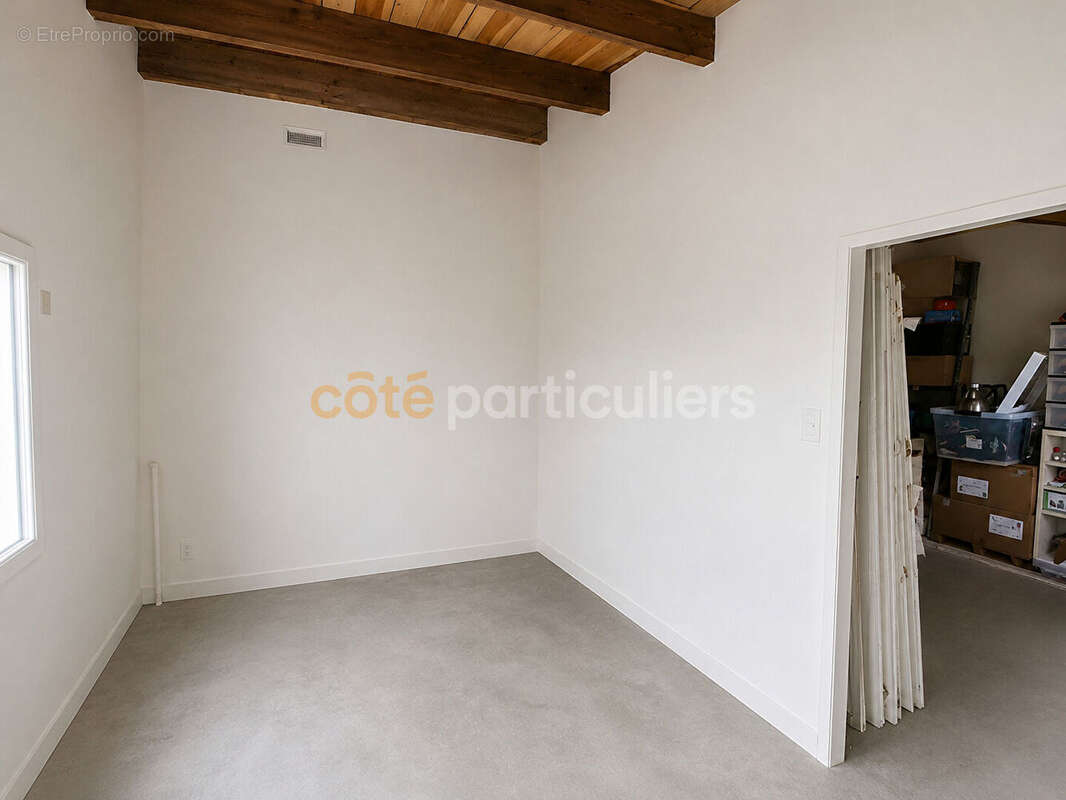 Ensemble immobilier sur un terrain de plus 2000m²  - 5 pièces - photo 12