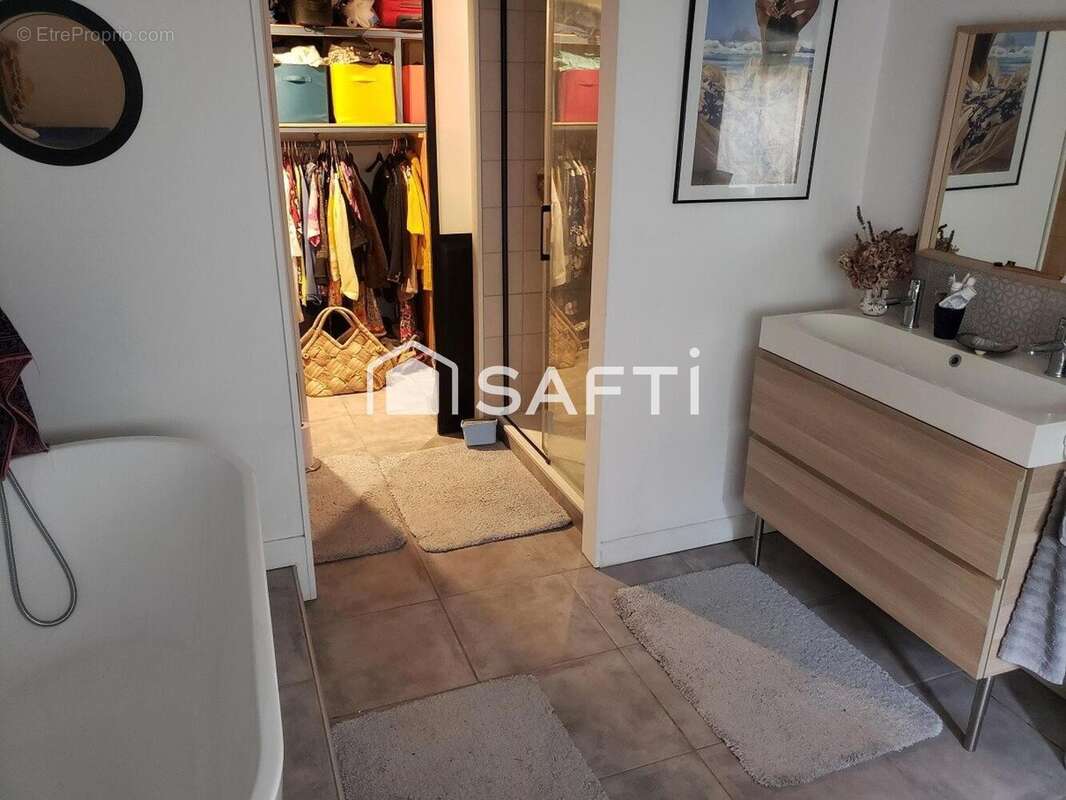 Photo 8 - Maison à JAU-DIGNAC-ET-LOIRAC