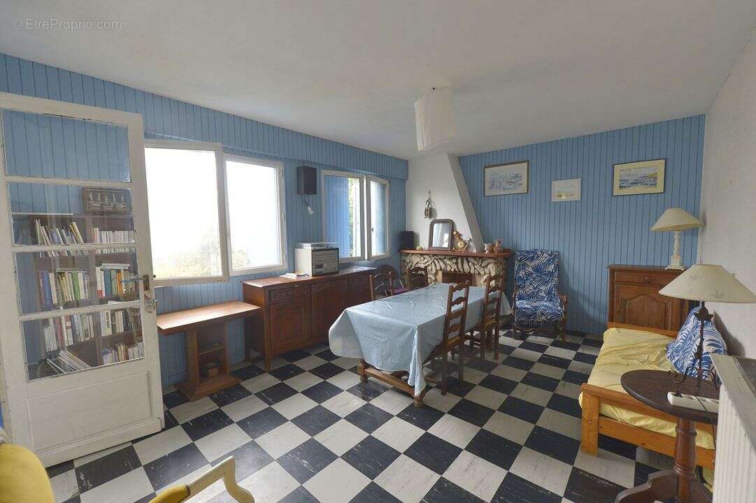 Maison à MESCHERS-SUR-GIRONDE