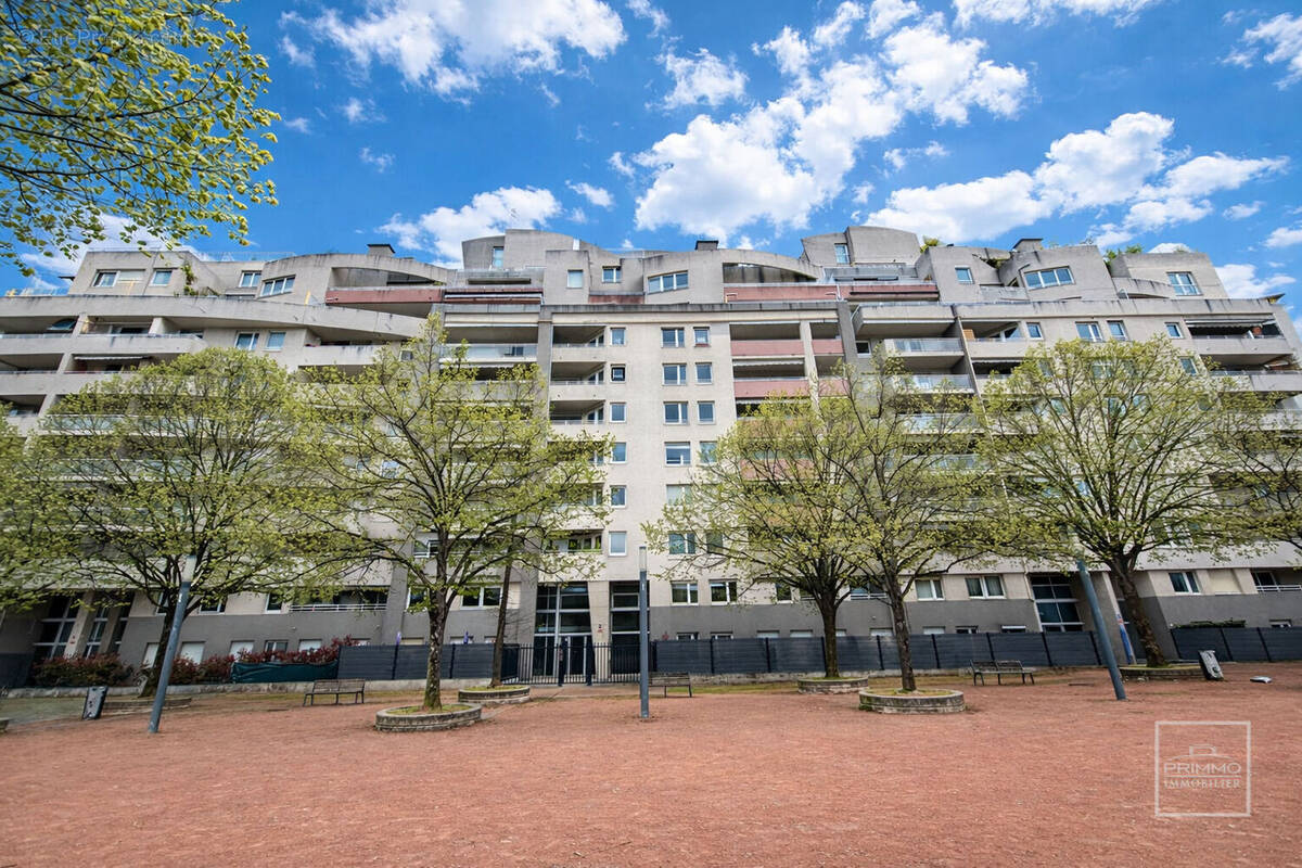 Appartement à LYON-9E