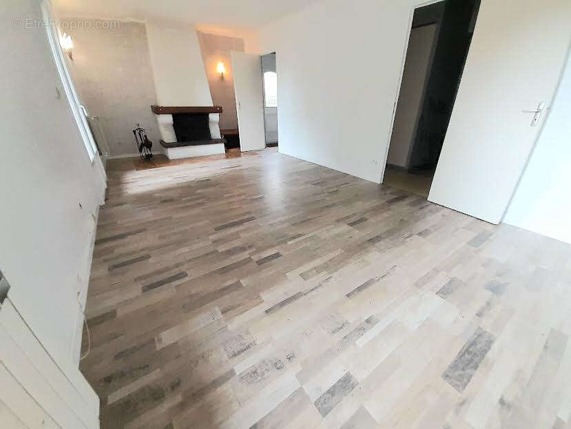 Maison à LA MILESSE