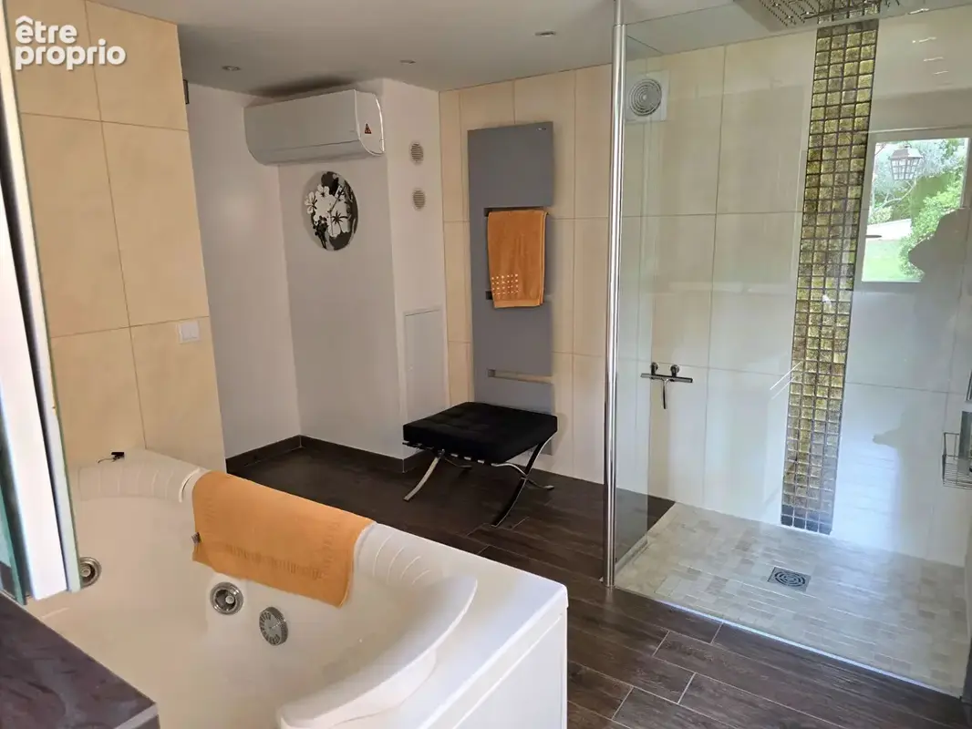 Villa Belcodene 5 pièce(s) 150 m2 + T2 de 53m² - photo 12