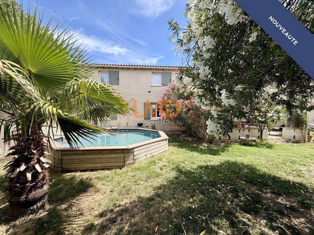 Maison à MILHAUD
