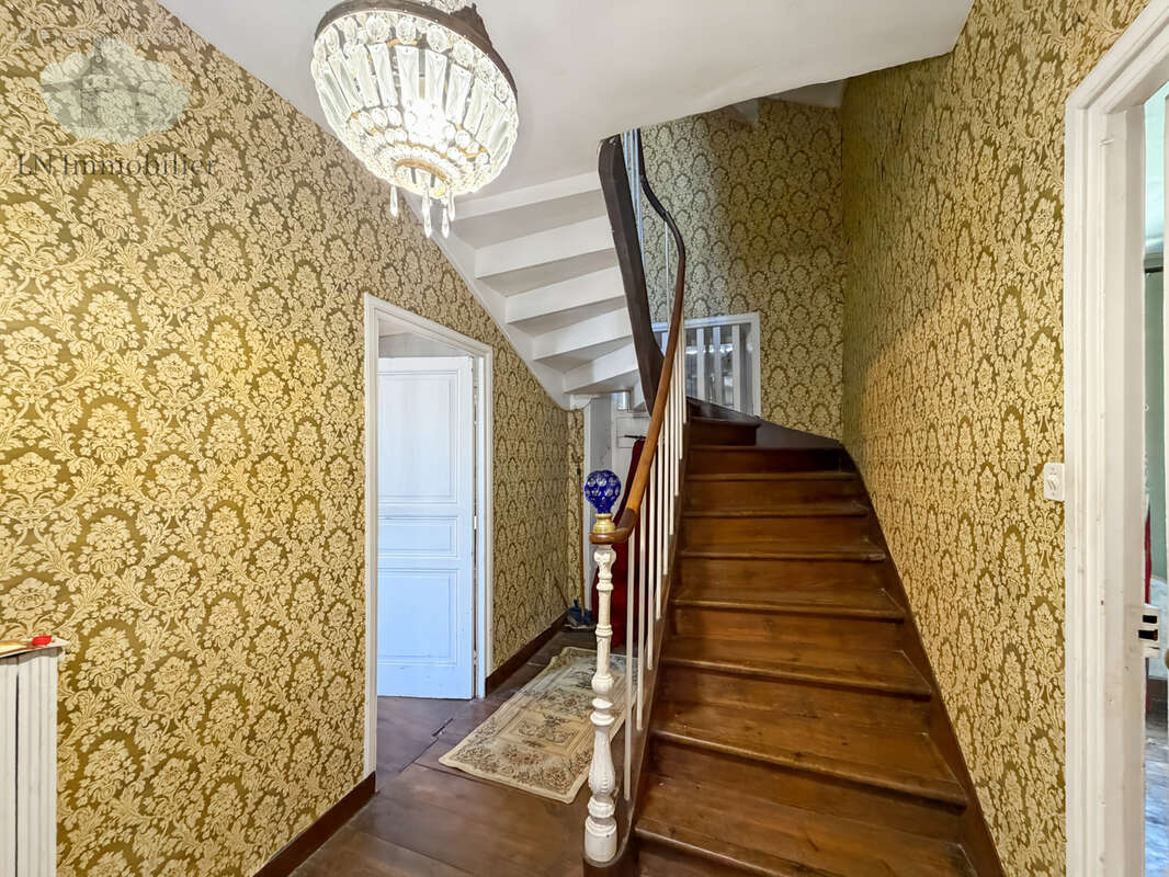 Maison bourgeoise de 1890 à rénover - 161 m2 - bannalec - photo 7