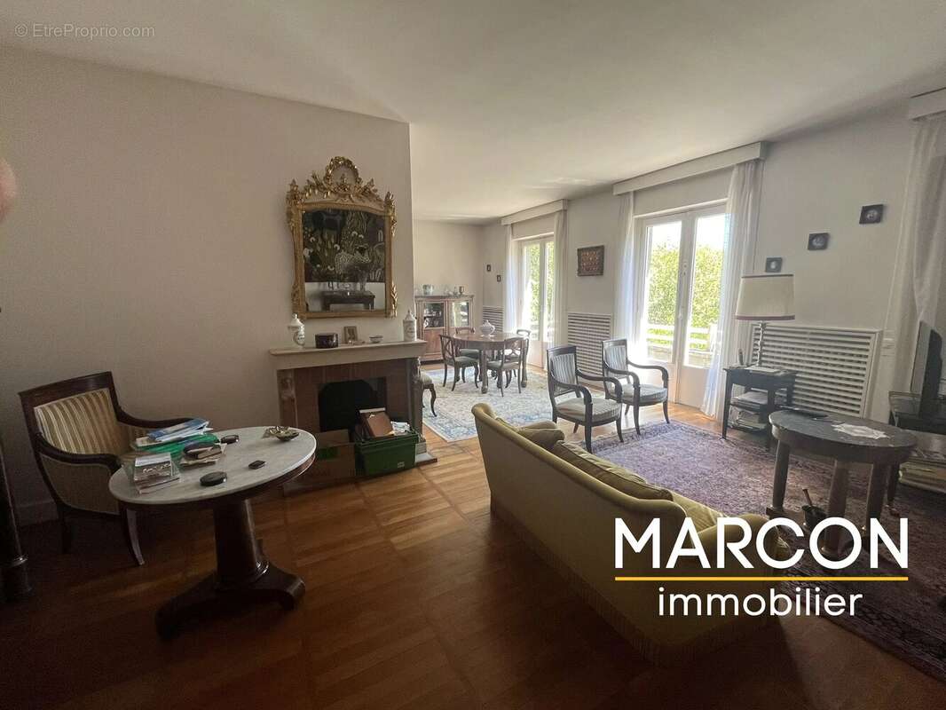 Maison à AUBUSSON