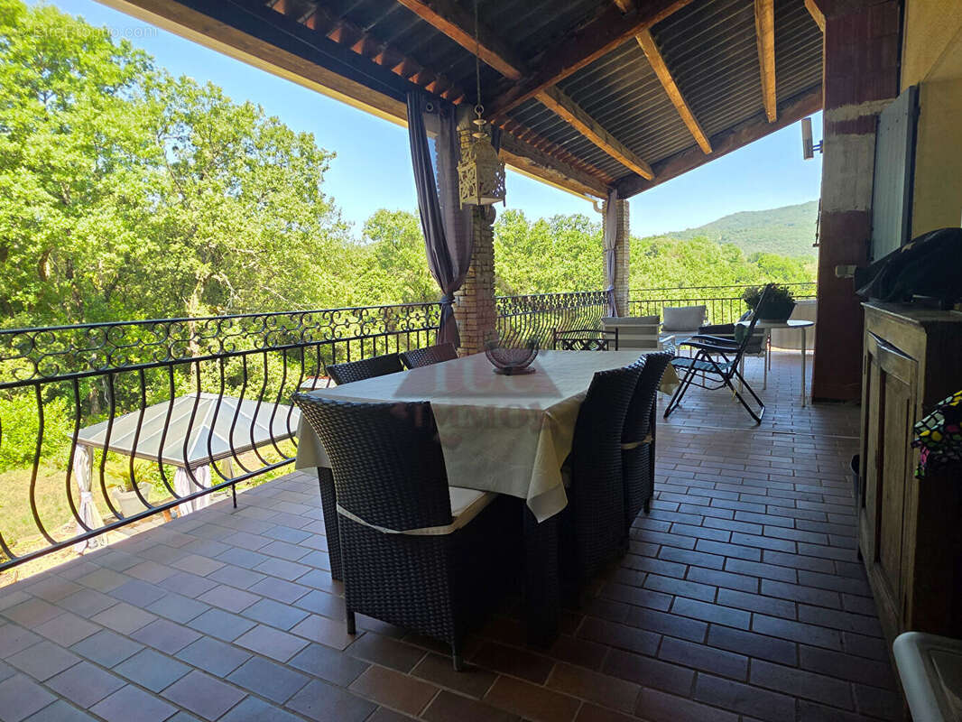 Grande maison familiale avec 6 chambres - photo 2