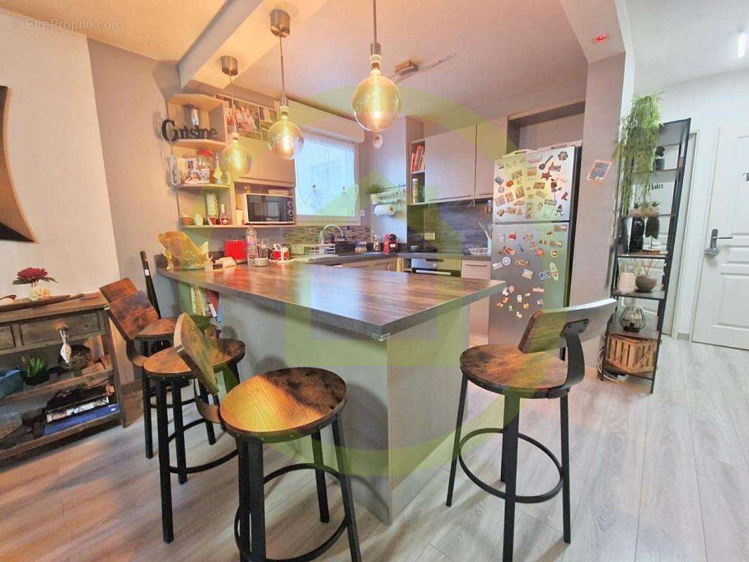 Appartement à OZOIR-LA-FERRIERE