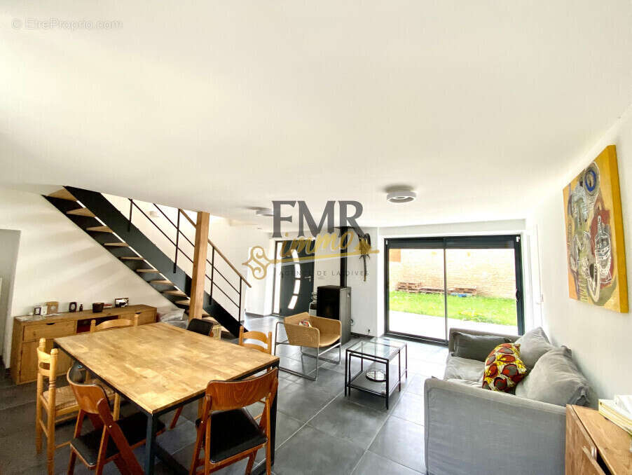 Maison à SAINT-PIERRE-SUR-DIVES