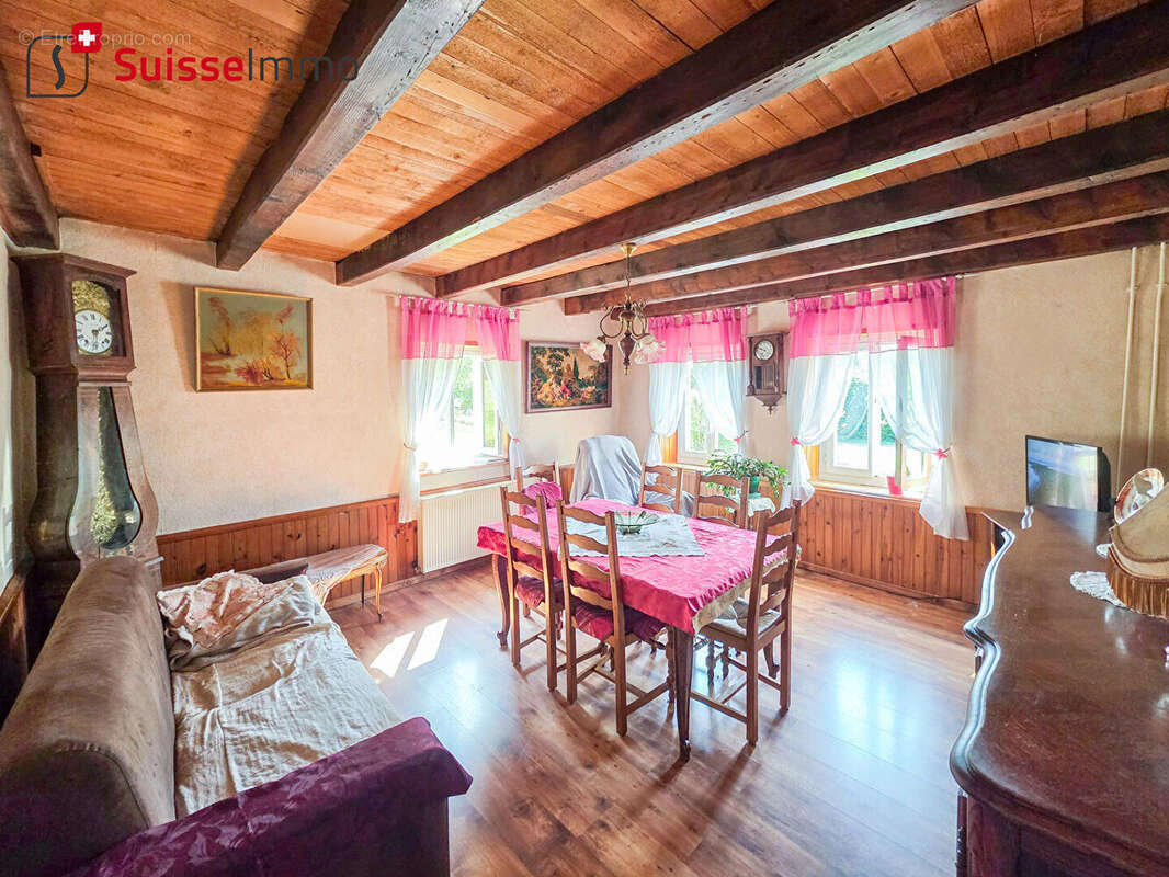 Maison à PLANCHER-BAS