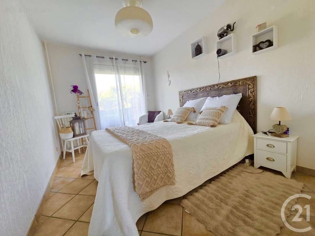 Appartement 60 m² à Toulon  - photo 4
