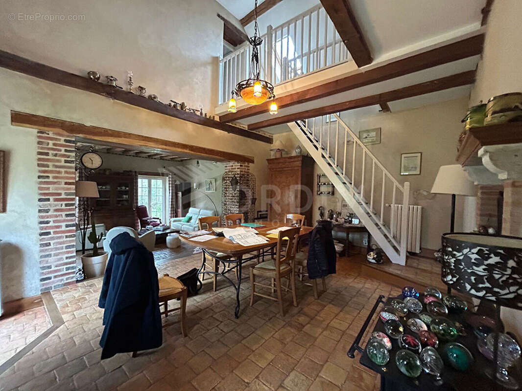 Maison à TOUCY