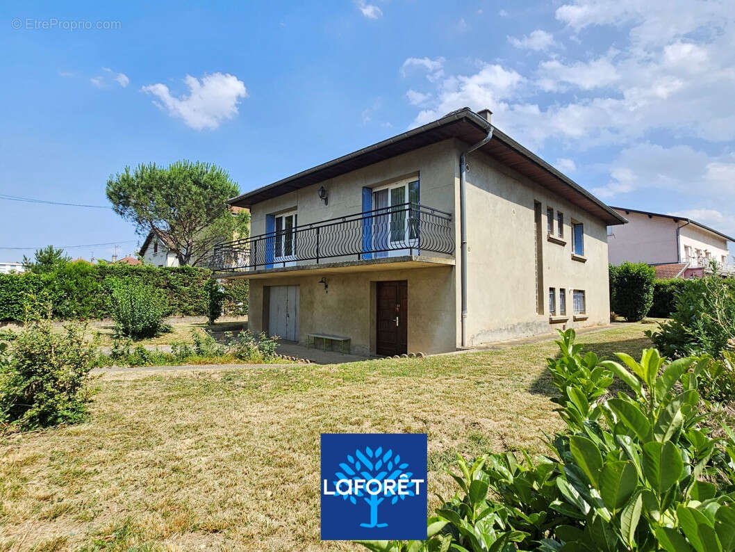 Maison à SAINT-PRIEST