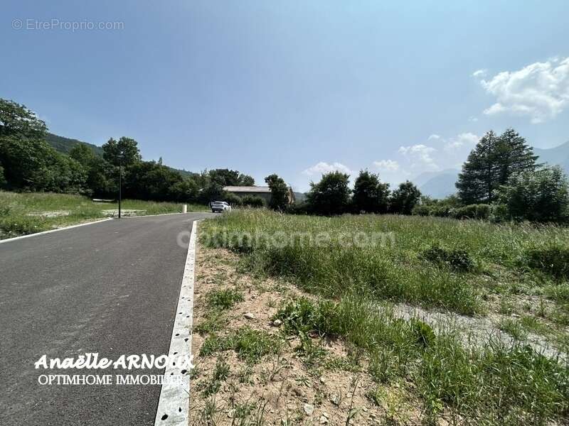Terrain à CHAUFFAYER