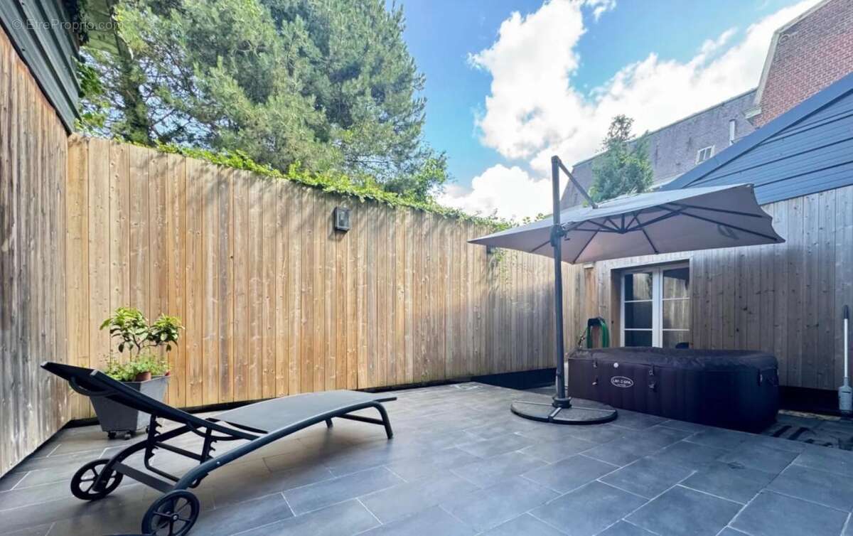 Maison de 5 pièces de 220 m² à Raismes - photo 18