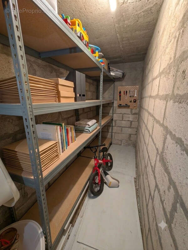 F4 en centre-ville de beynes, superbe appartement clé en main avec 2 parkings et cave ! (rare) - photo 12