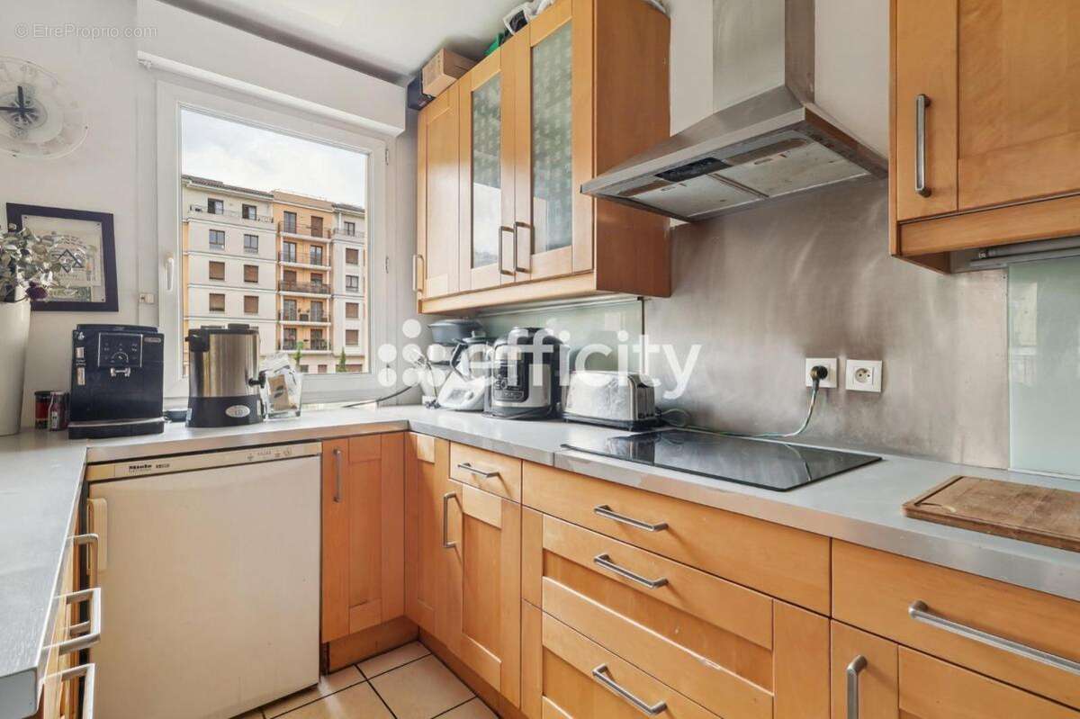 Appartement à MONTROUGE