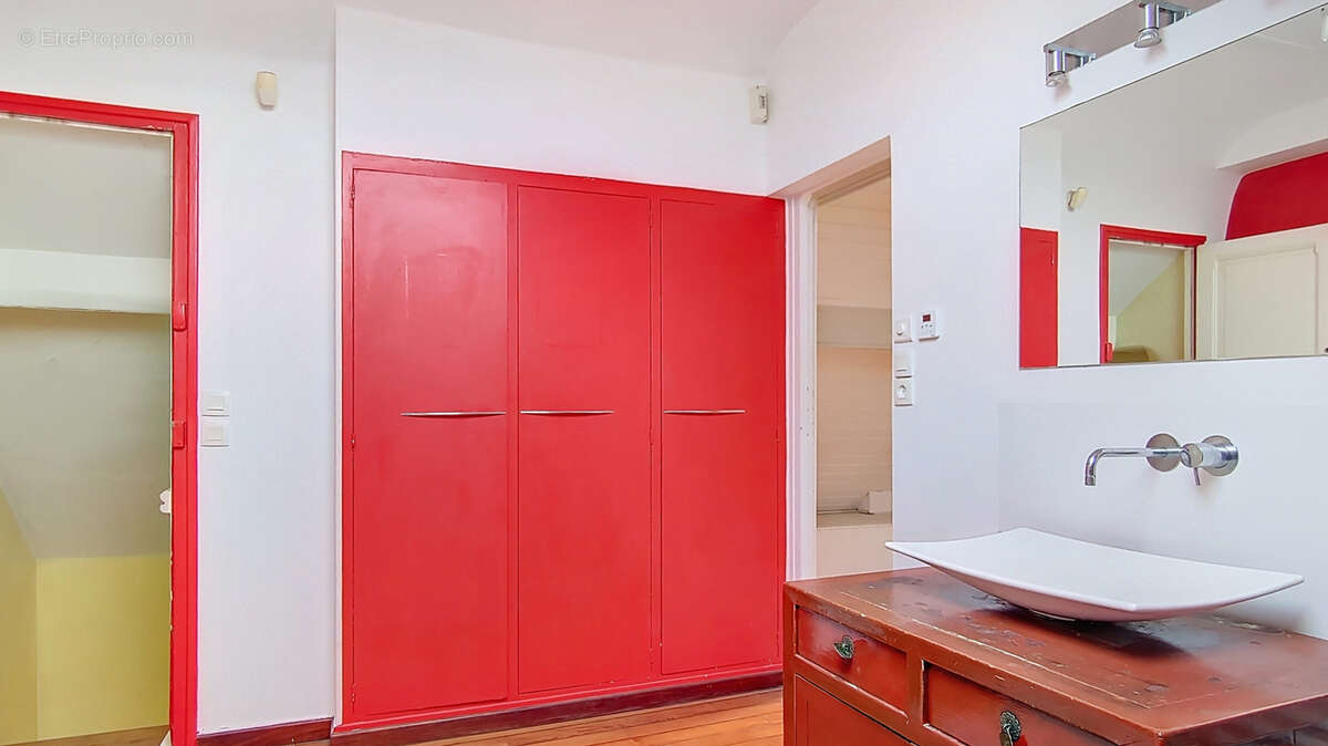 Maison à SARTROUVILLE