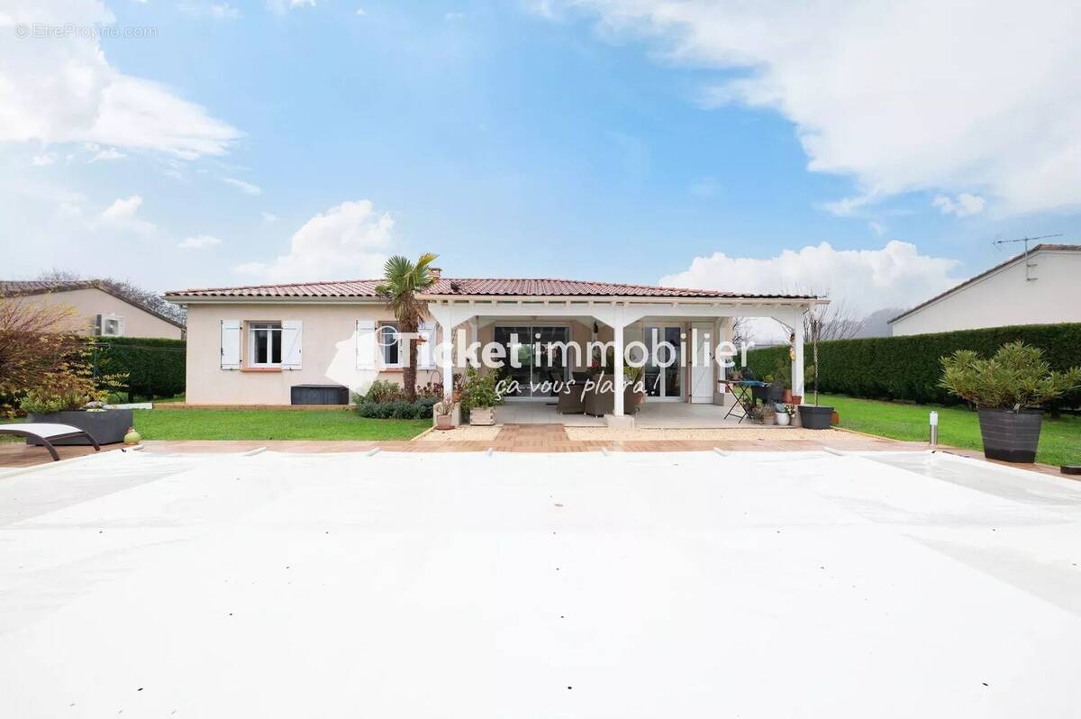 Maison à VILLENEUVE-SUR-LOT