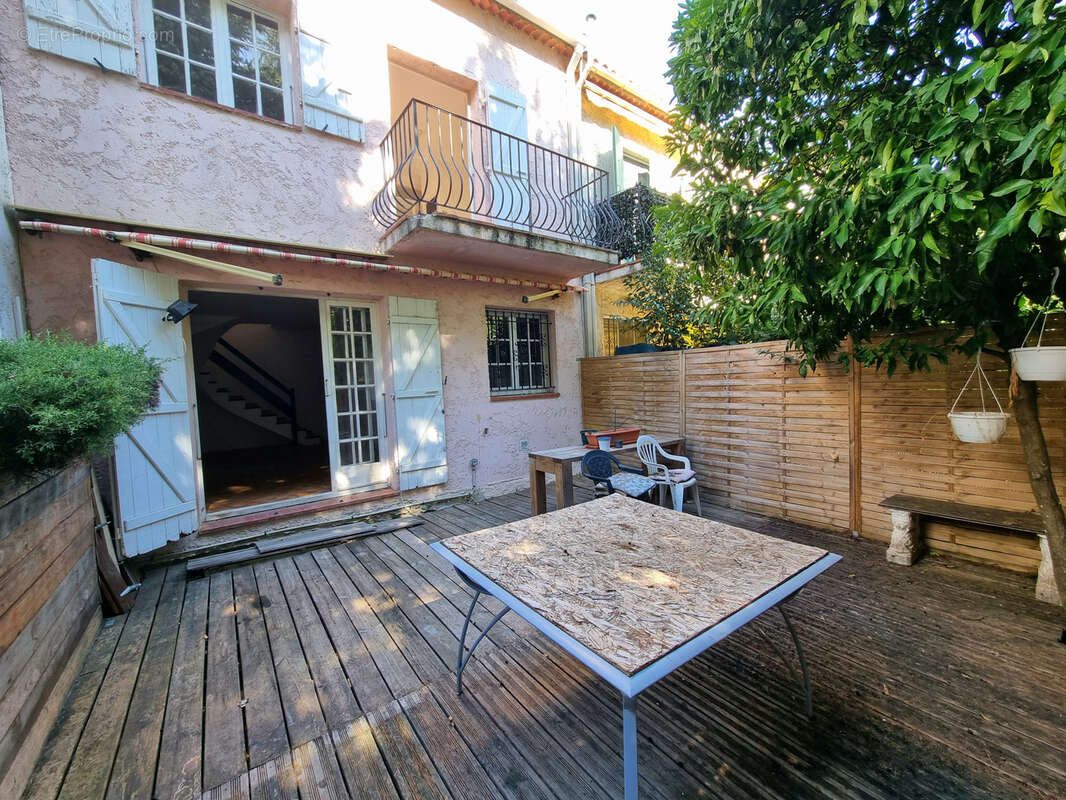 Maison à VILLENEUVE-LOUBET