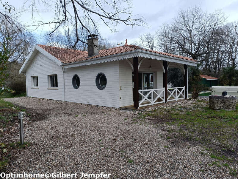 Maison à BLANQUEFORT